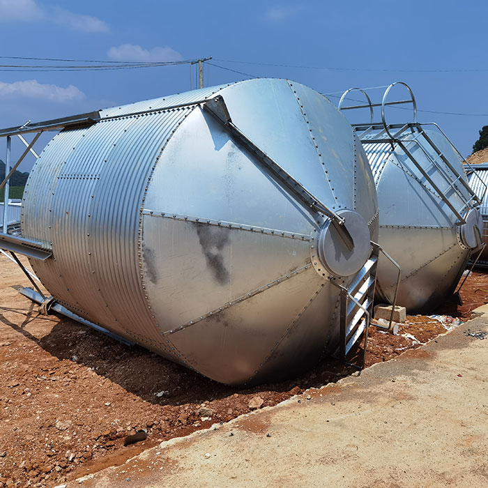 ��\������